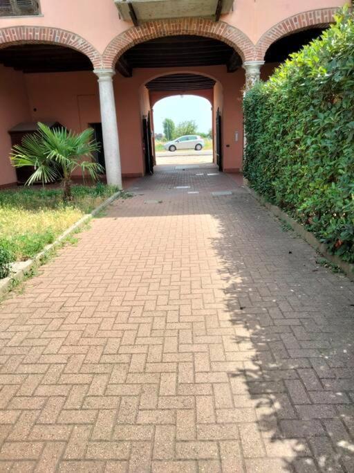 Appartamento In Cascina Lombarda Caselle Lurani Kültér fotó